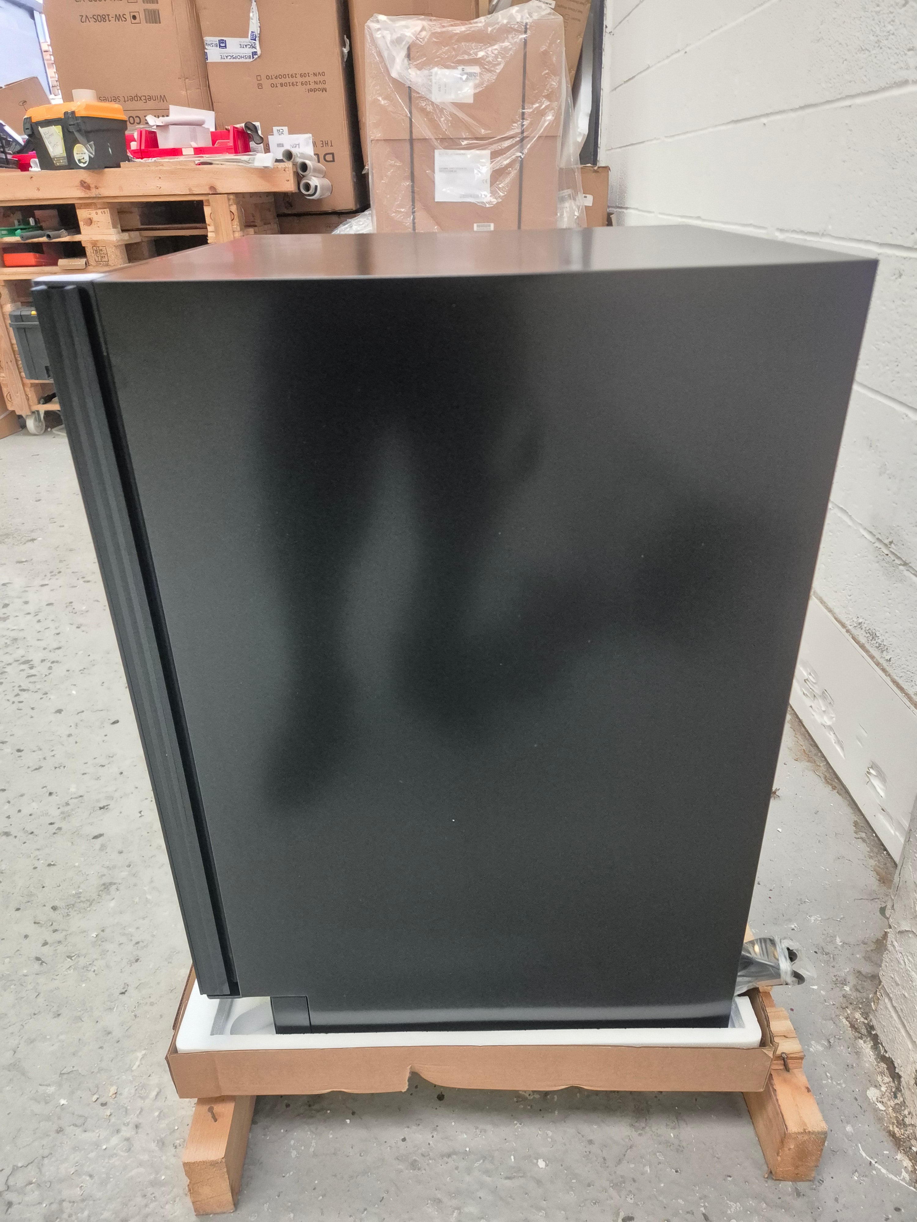 GRADED - Dunavox FLOW-38 - 500mm Dual Zone - 38 Bottle - Built In Undercounter Wine Cooler - DAUF-38.100DB (Copy)