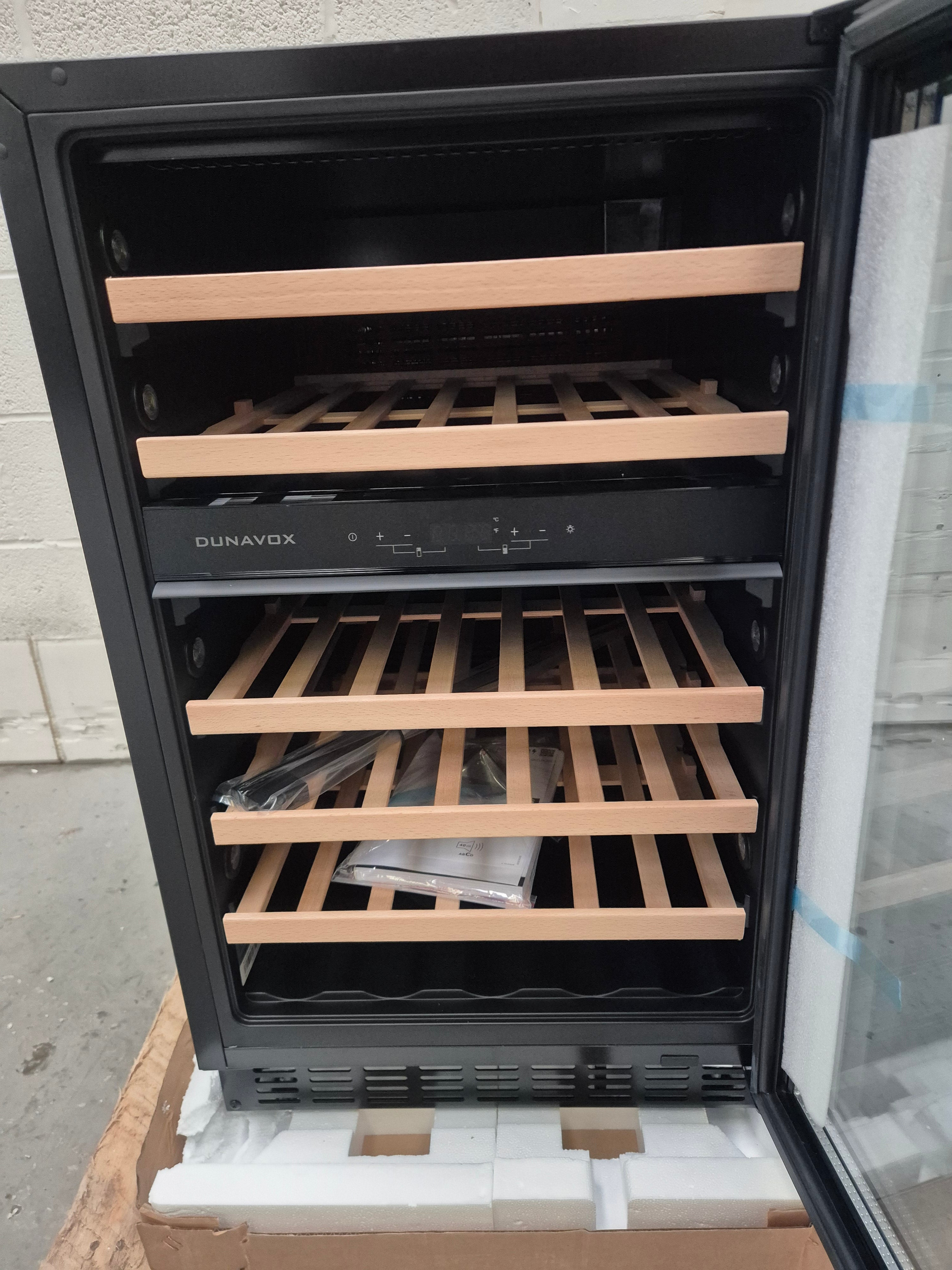 GRADED - Dunavox FLOW-38 - 500mm Dual Zone - 38 Bottle - Built In Undercounter Wine Cooler - DAUF-38.100DB (Copy)