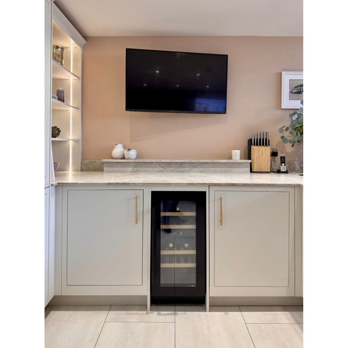 Dunavox FLOW-32D - 400mm Dual Zone - 32 Bottles - Built In - DAUF-32.78DB - 3 Lighting Options