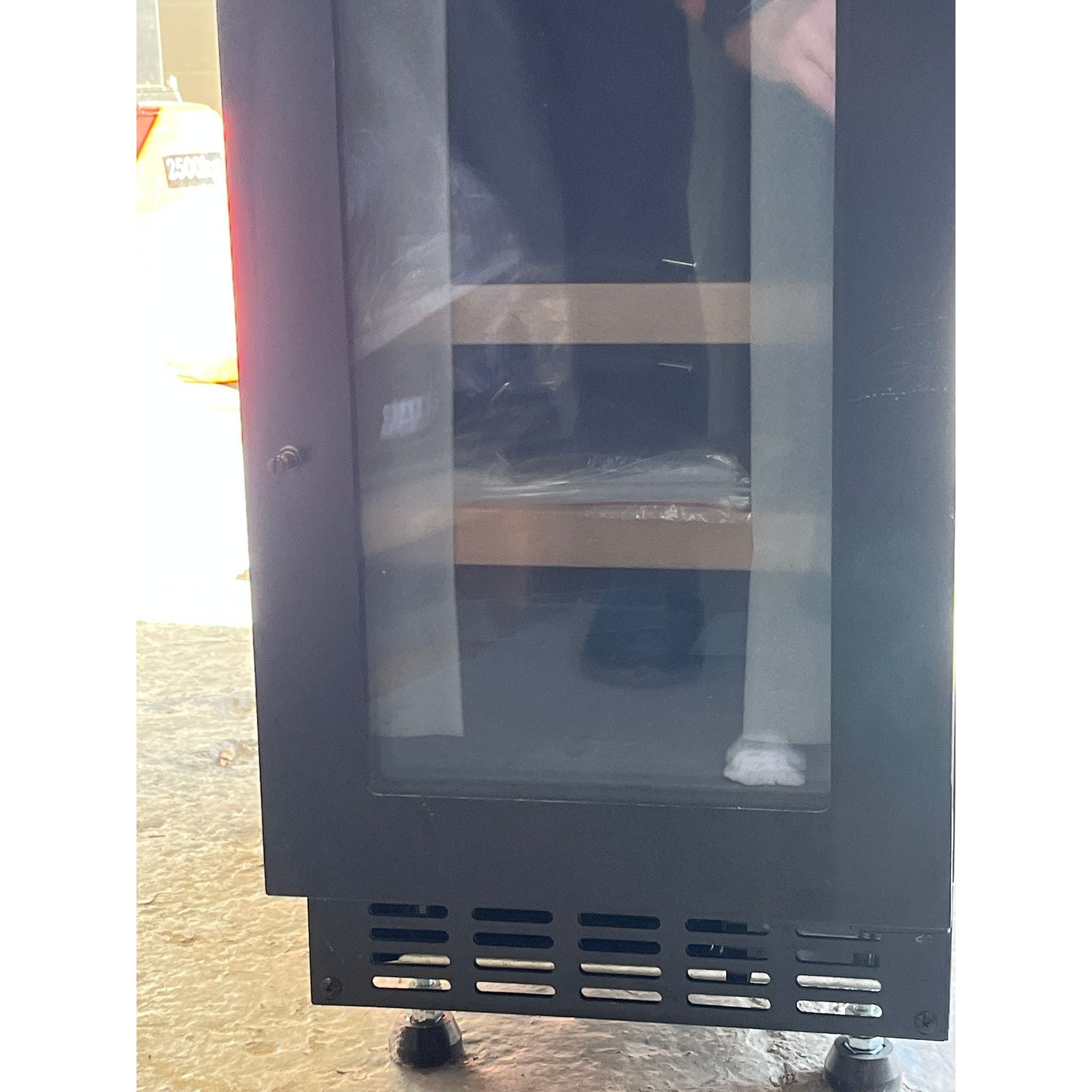 GRADED - mQuvée - 300mm - Undercounter Wine Fridge - WineCave 700 30D Anthracite Black