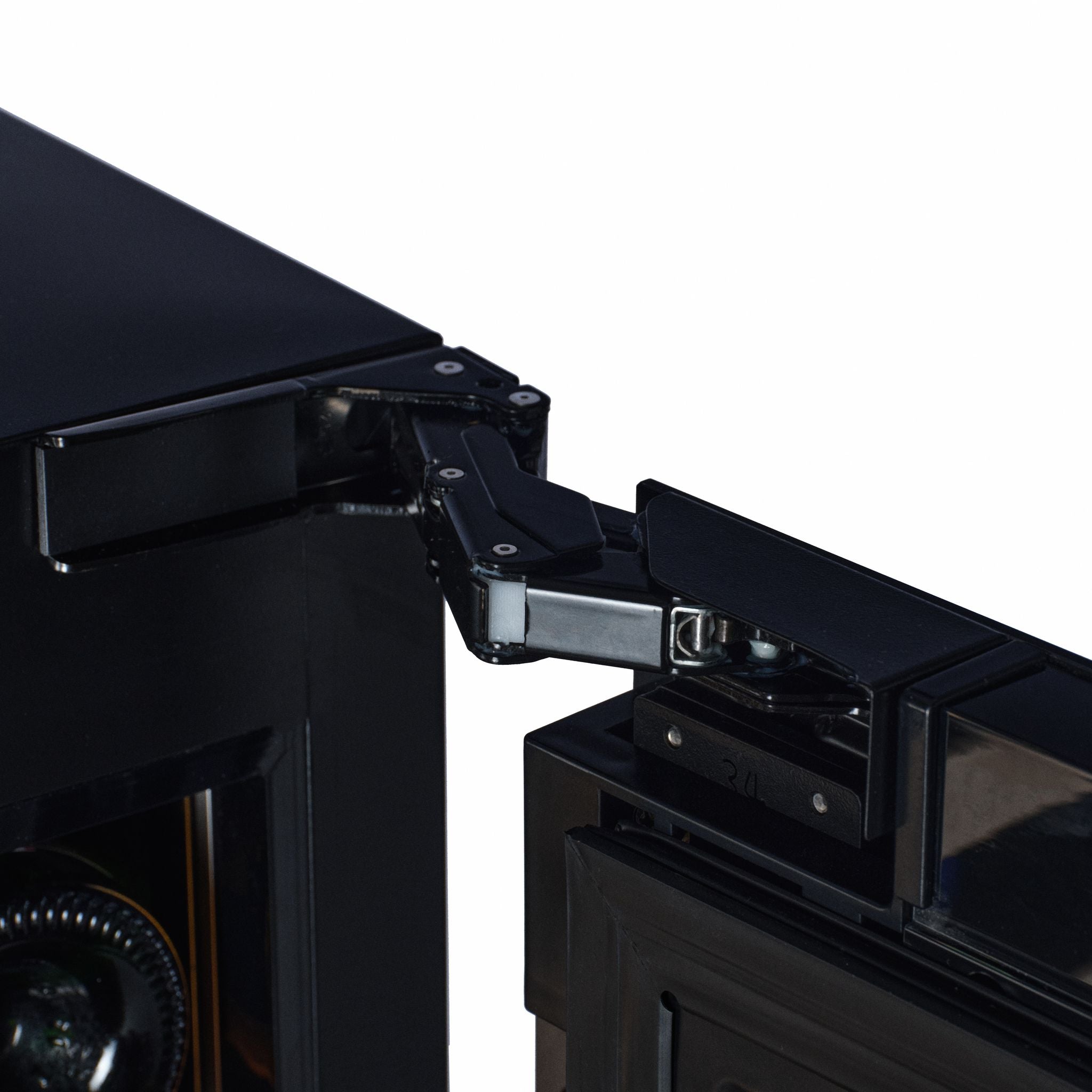 CELLA - Fully Integrated Wine Fridge - Panel Ready - 36 Bottle - W34PANEL-TO