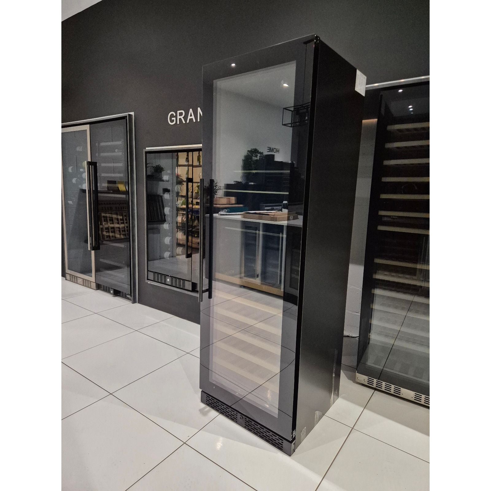Graded - CELLA 600mm Beverage Centre - 53 Bottle / 126 Cans - 57cm Depth - WBV93D-BLACK
