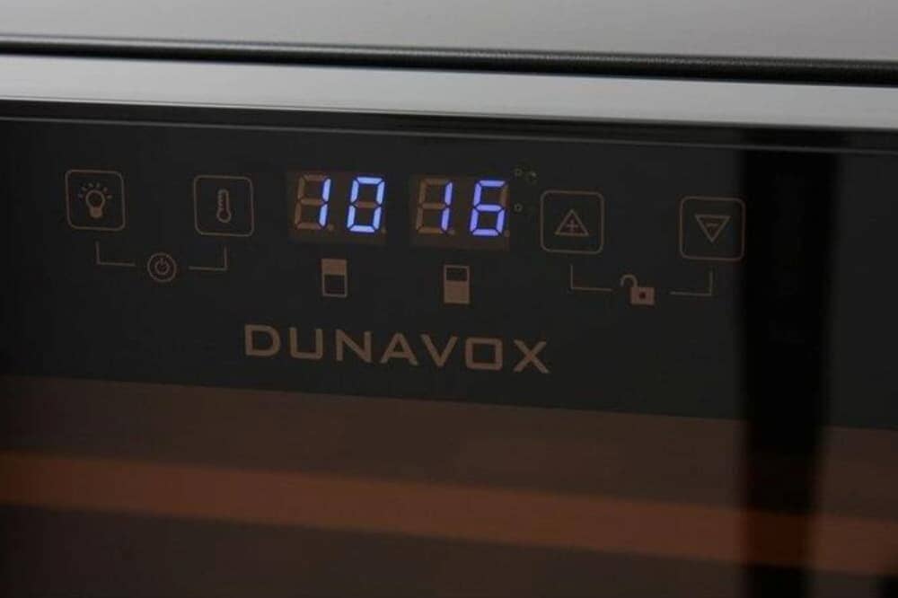 A Closer Look at the Dunavox DXFH-54.150