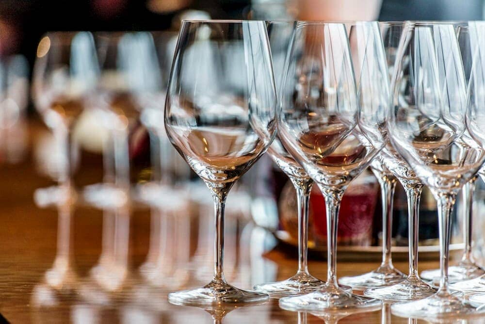 A Basic Guide To Wine Glasses