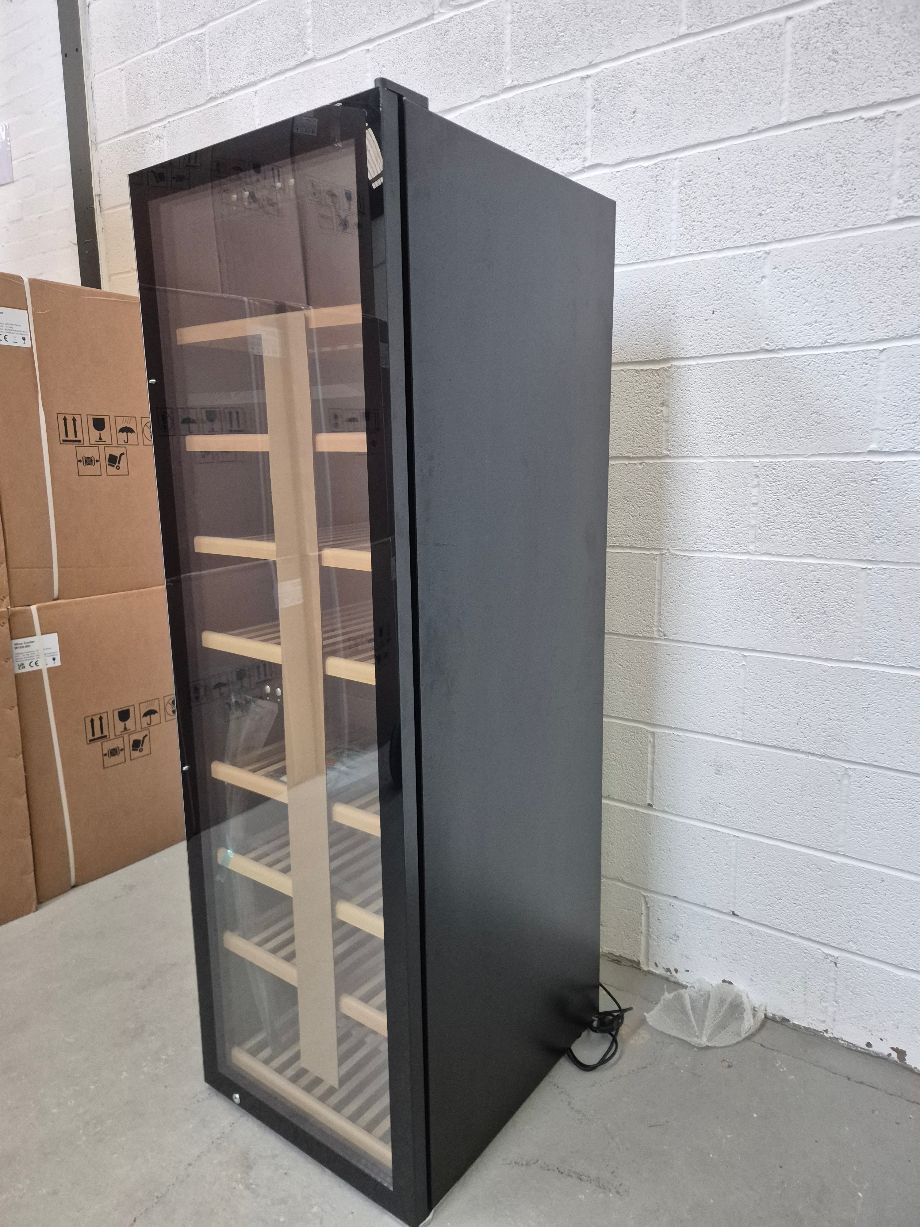 GRADED - mQuvée - Wine Expert 180 - Dual Zone Freestanding Wine Cooler - Black