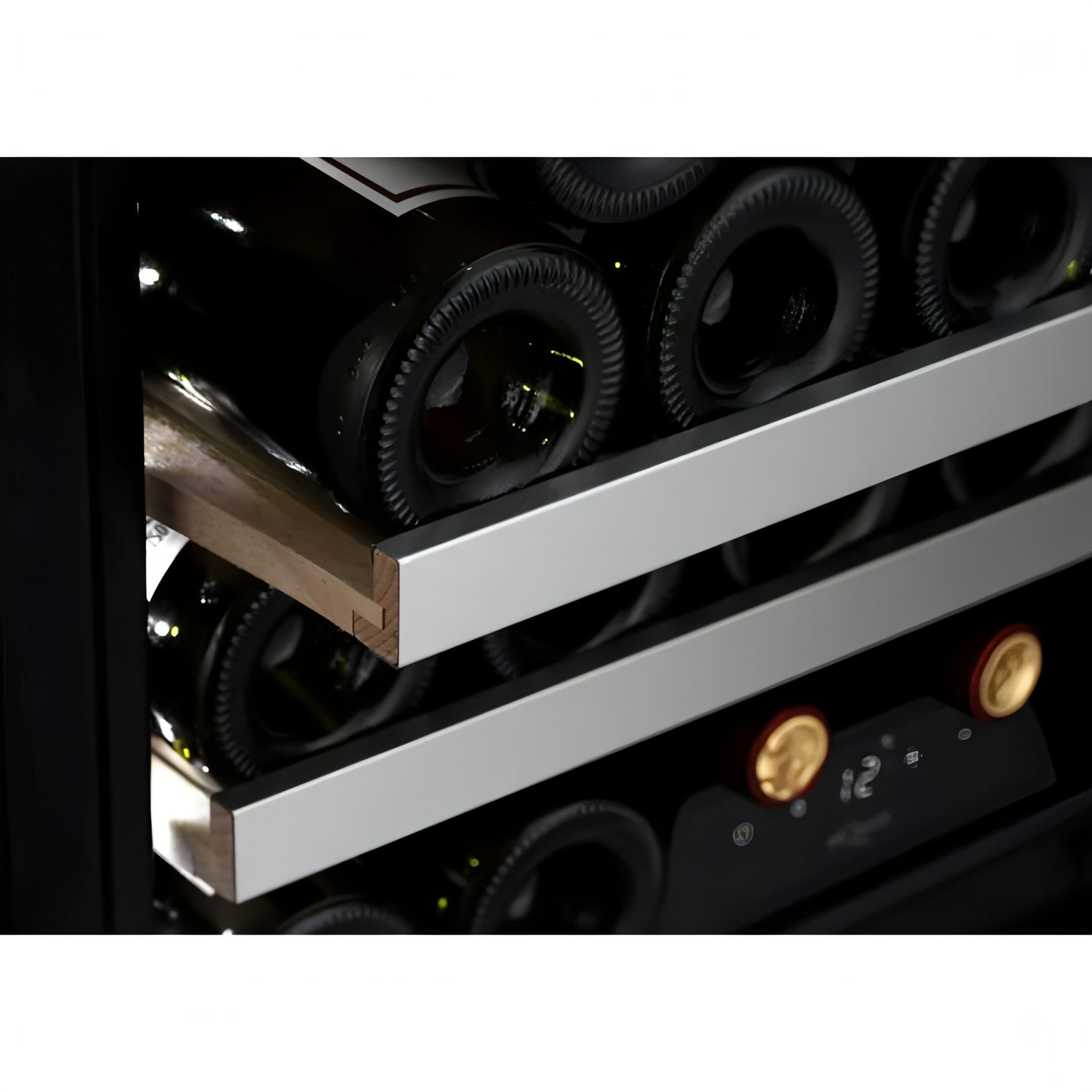 mQuvée - Integrated Wine Cooler - WineKeeper Exclusive - 23S - Push/Pull