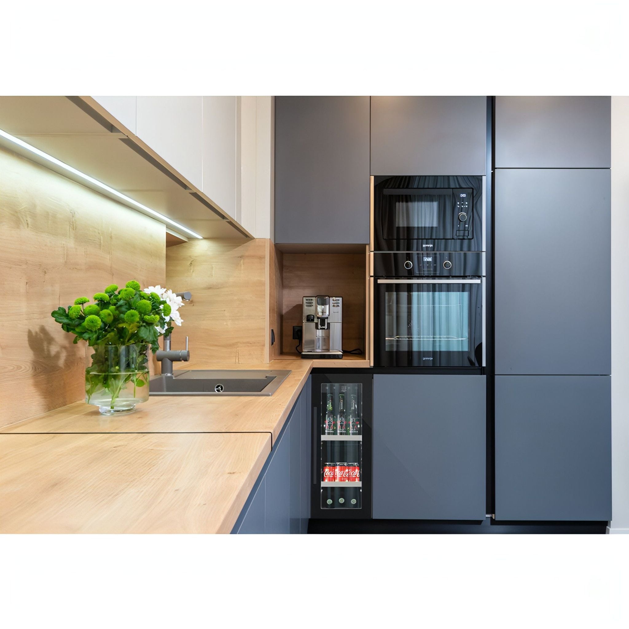 mQuvée - 300mm - Undercounter Drinks Fridge - BeerServer30 - Anthracite Black